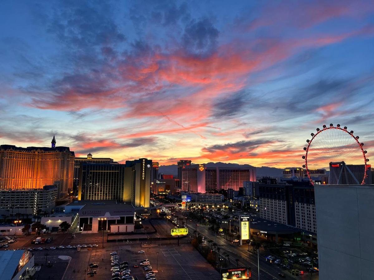 Condo At Platinum Hotel Strip View Las Vegas Esterno foto
